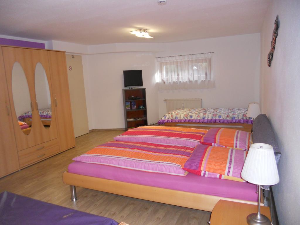 Double Two Lodge Каппель-Графенхаузен Экстерьер фото